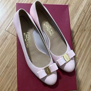 Salvatore Ferragamo Vara low heel pump- Bon Bon pink, excellent condition
